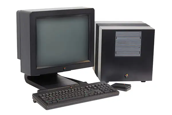 NeXT Computer (1988)