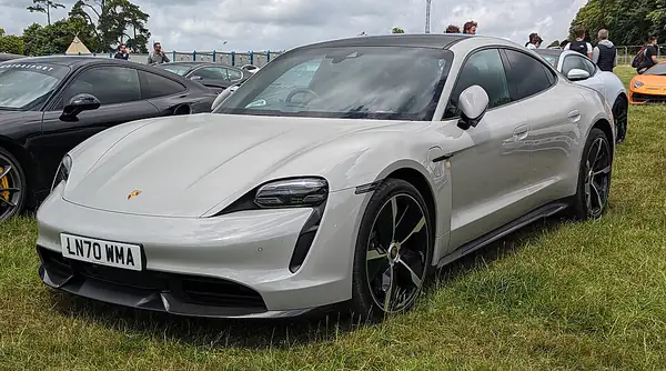 Porsche Taycan Turbo S (new, 2026)